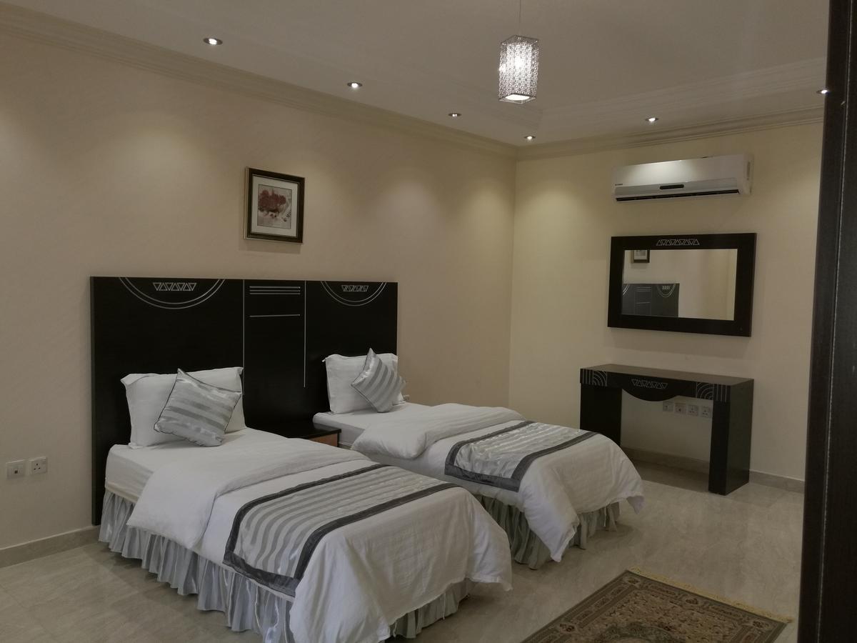 Al Ezzah Palace Hotel Suites Jidá Exterior foto