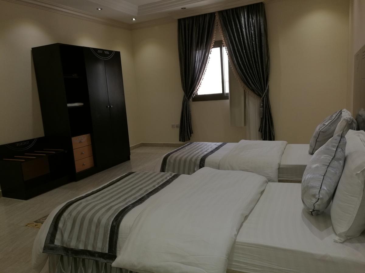 Al Ezzah Palace Hotel Suites Jidá Exterior foto